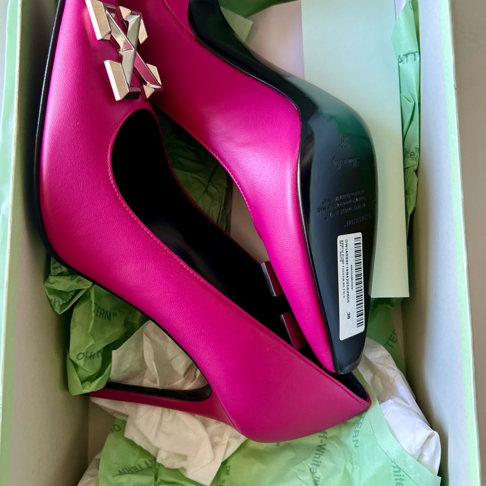 OFF - WHITE Arrow Pump - Picture 7 of 7